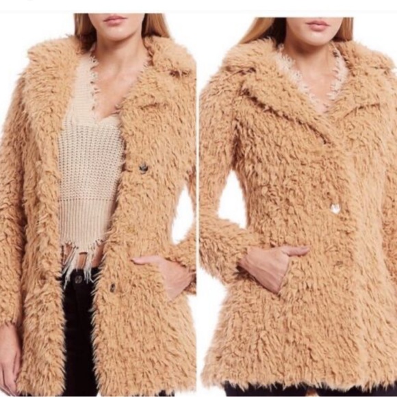Guess Jackets & Blazers - GUESS Teddy Faux Fur Women Coat Size Large New with tags